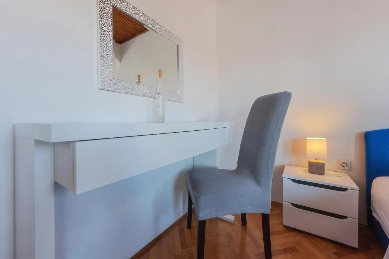 Apartment Perica East Zadar 0*,  Hırvatistan